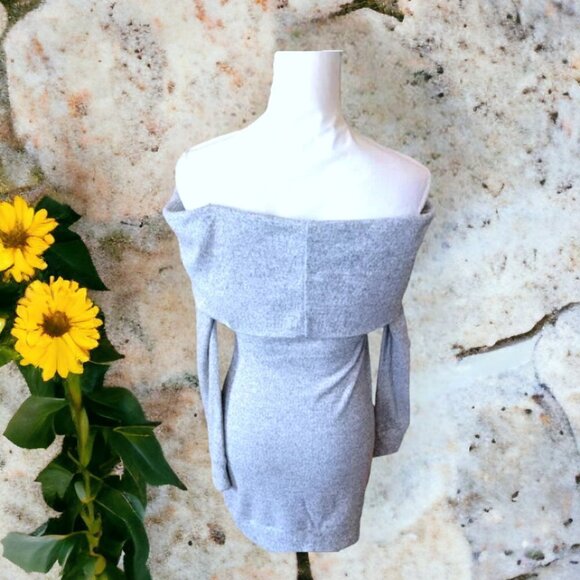 Derek Heart Long Sleeve Gray Off Shoulder Evening Sweater Dress in Size Small - Picture 3 of 4
